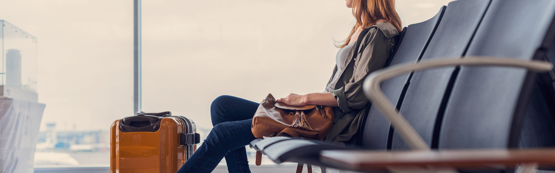 Da li znamo koliko ljudi napušta Srbiju – i zašto?